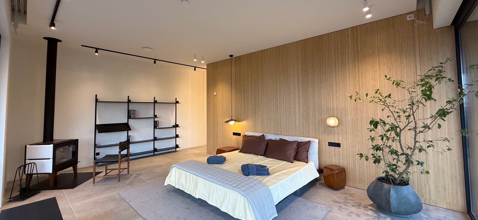 The principal suite.